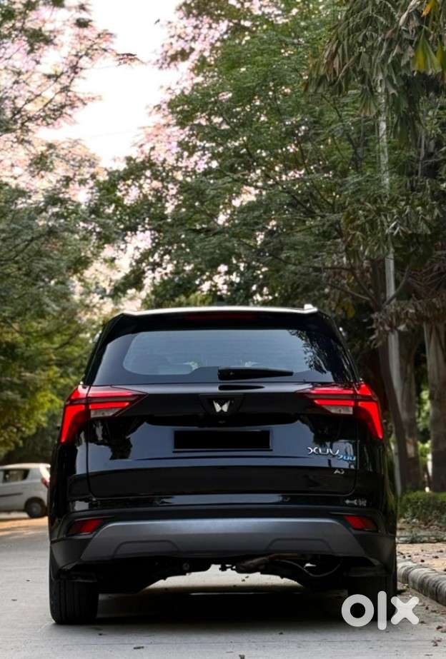 Mahindra Xuv700 2.2 Ax 7 Diesel At Luxury Pack Str, 2025, Diesel