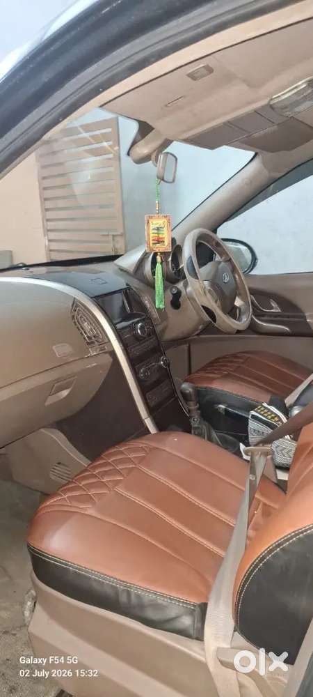 Mahindra Xuv500 W8 2014 Year