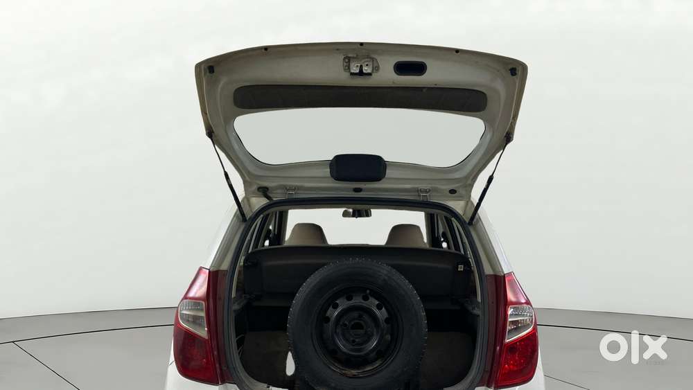 Hyundai I10 Sportz 1.1l, 2016, Cng & Hybrids