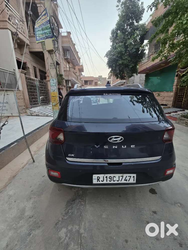 Hyundai Venue 2020 Diesel Well Maintained