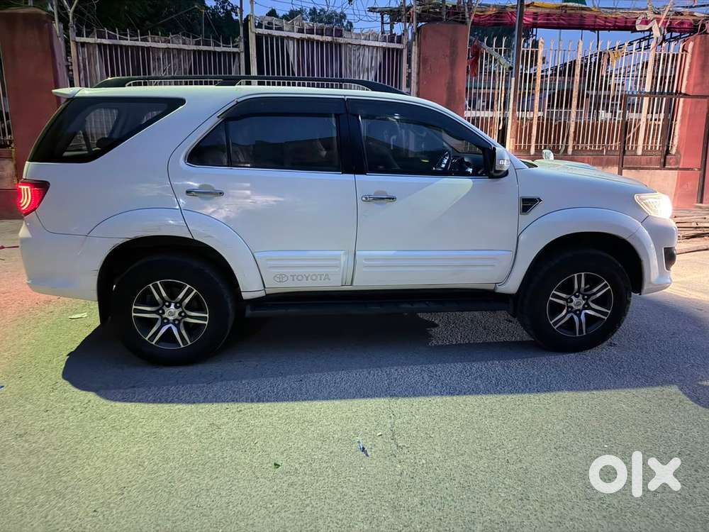 Toyota Fortuner Diesel 2013
