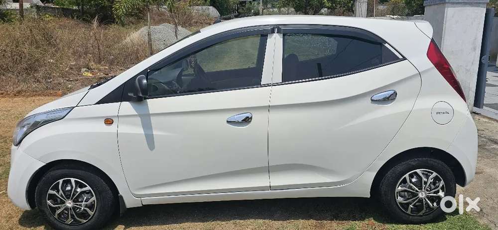 Hyundai Eon 2015 Petrol Neat & Well Maintained