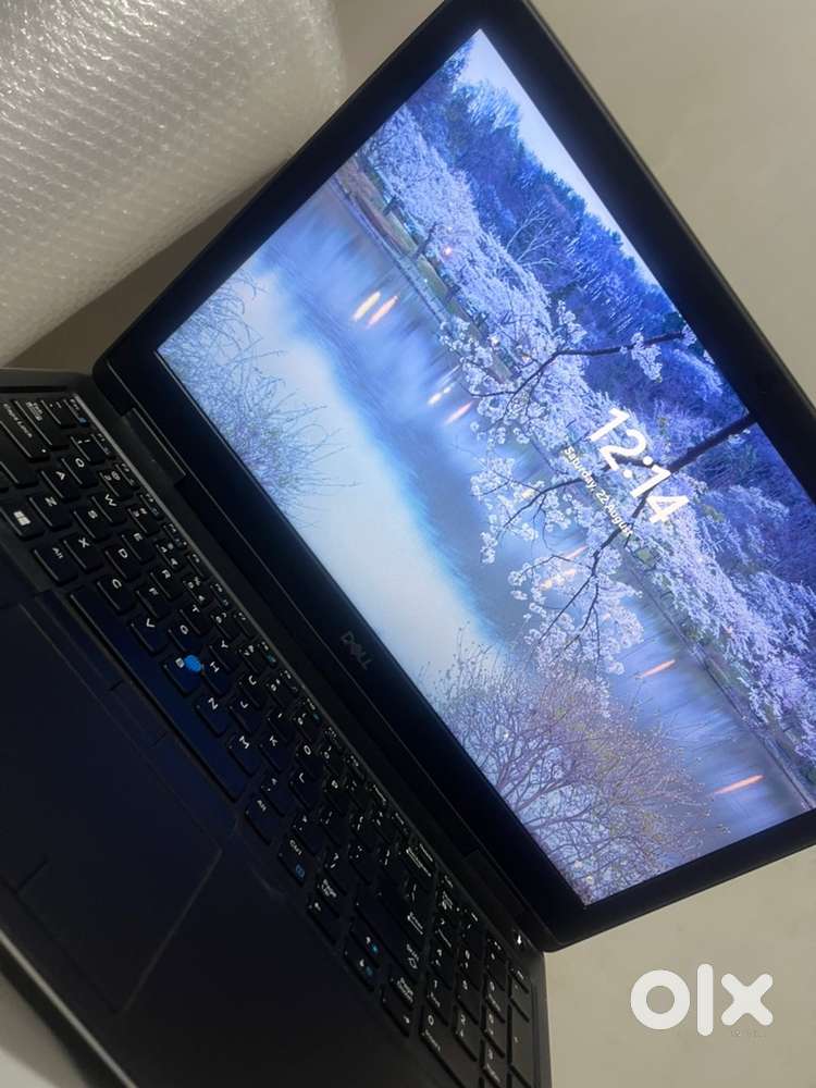 Dell latitude 7530 /15inch /core i7/8th gen/16GB /512GB /Working Good