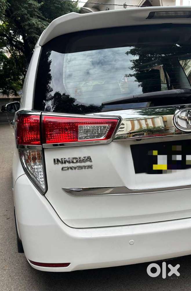 Toyota Innova Crysta 2.4 V, 2016, Diesel