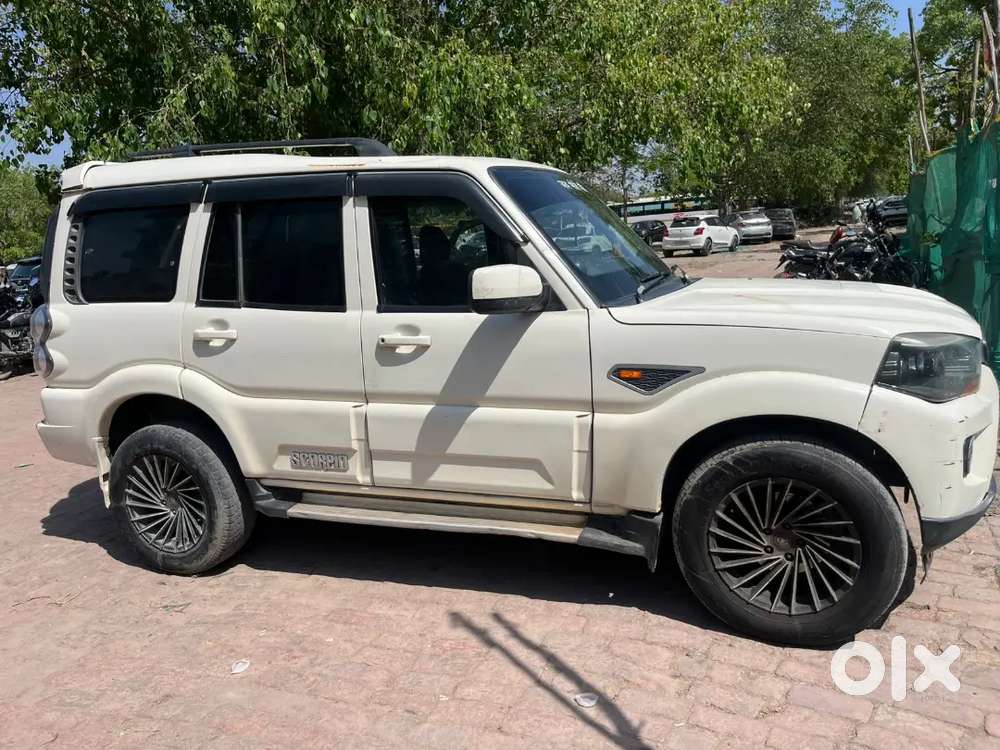 Mahindra Scorpio Classic 2017