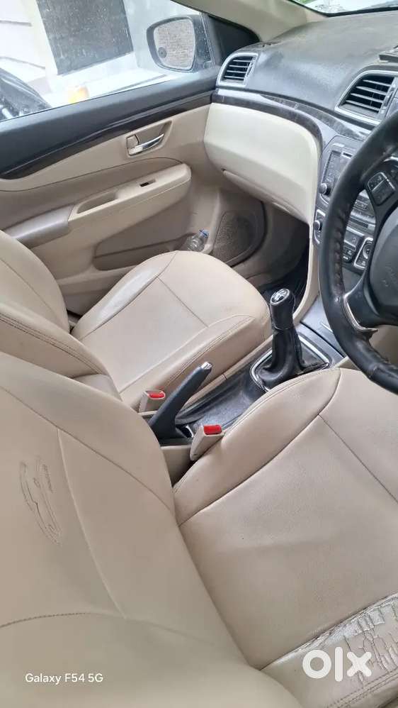 Ciaz Car Bechna H Jisko Bhi Lena Ho O Smirk Kre Focat Presan Na Kre Pl