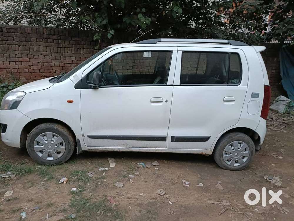Well-maintained Wagonr 2015 Cng  Second Owner  Excellent Mileage