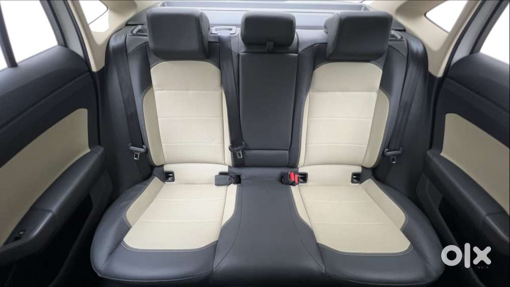 Skoda Slavia Style 1.0l Tsi At, 2023, Petrol