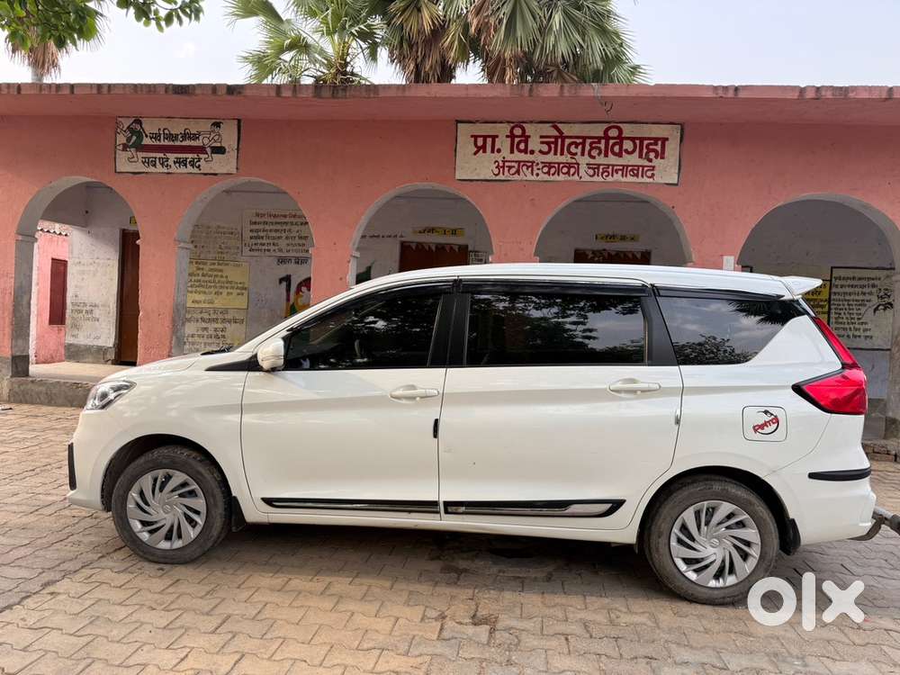 2024 Maruti Ertiga Vxi Smart Hybrid And Cng
