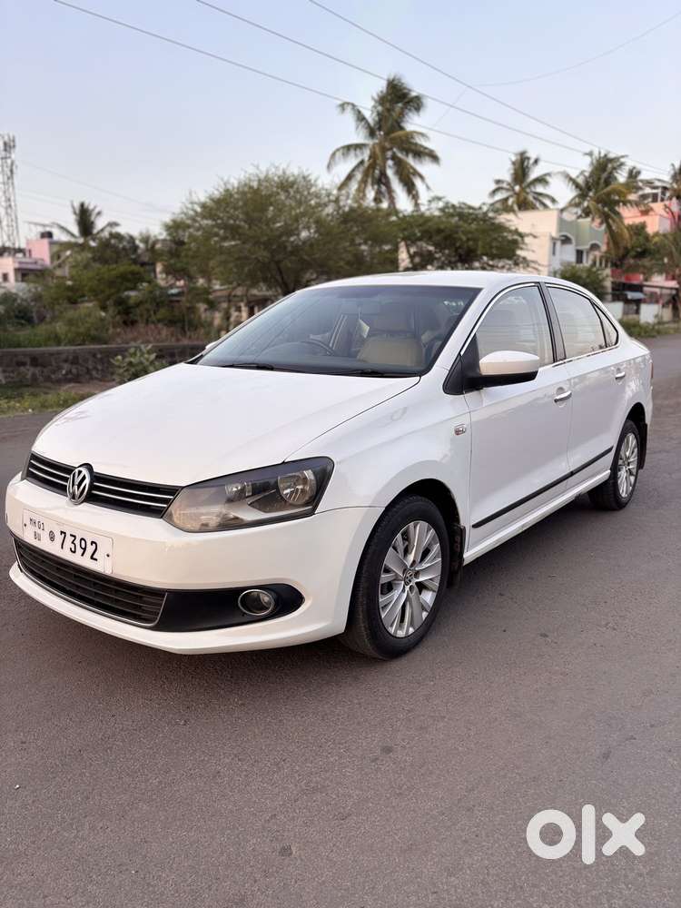 Volkswagen Vento 1.2 Tsi Highline Plus At, 2014, Petrol