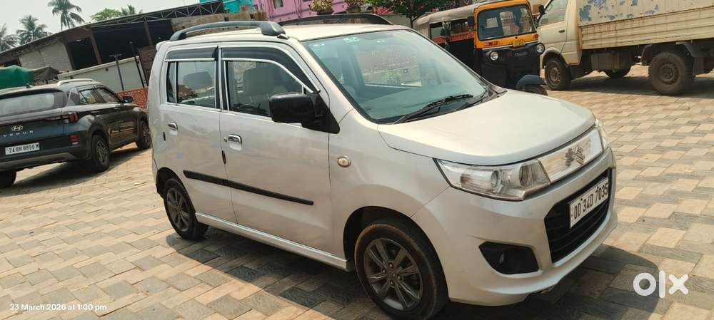 Maruti Suzuki Wagon R Stingray 1.0 Vxi Plus, 2017, Petrol