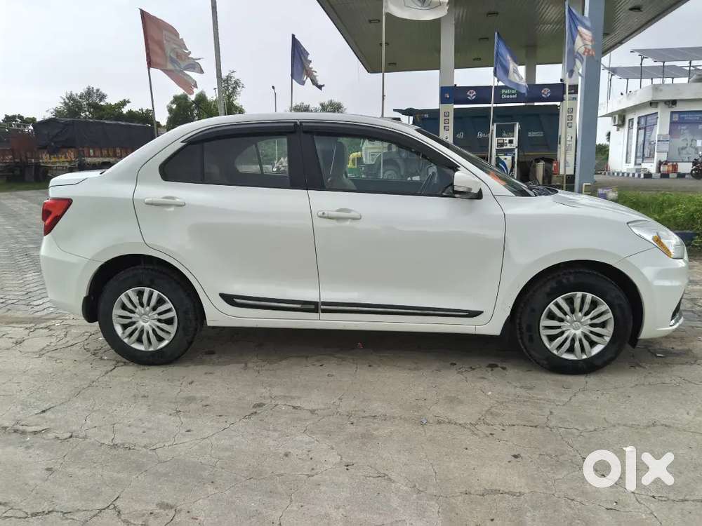 Maruti Suzuki Dzire Vxi 2022