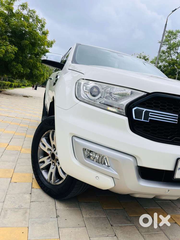 Ford Endeavour 3.2 Titanium At 4x4, 2017, Diesel