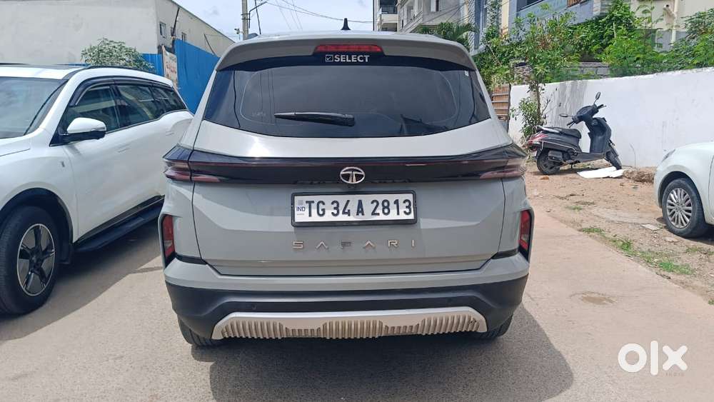 Tata Safari Pure Plus, 2024, Diesel