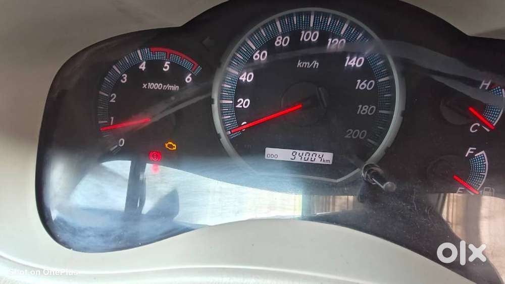 Toyota Innova 2.5 Ev (diesel) Ps 8 Seater Bs Iv, 2014, Diesel