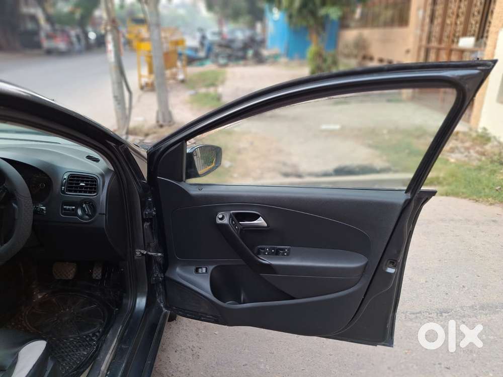 Volkswagen Vento 1.2 Tsi Comfortline At, 2016, Petrol