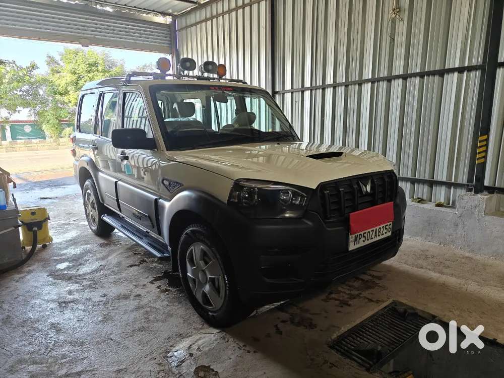 Mahindra Scorpio Classic 2023
