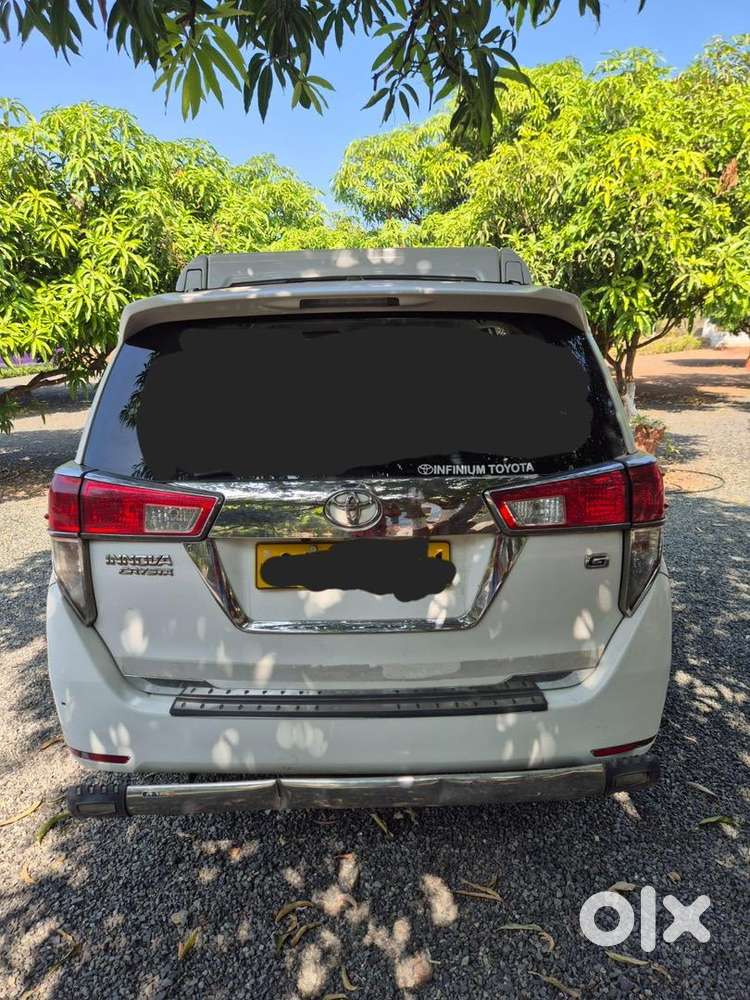 Toyota Innova Crysta 2018 Diesel 250000 Km Driven