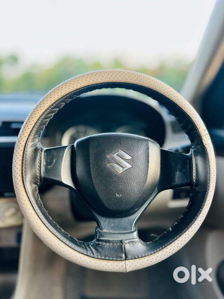Maruti Suzuki Swift Dzire 2015-2017 Vdi Abs, 2015, Diesel