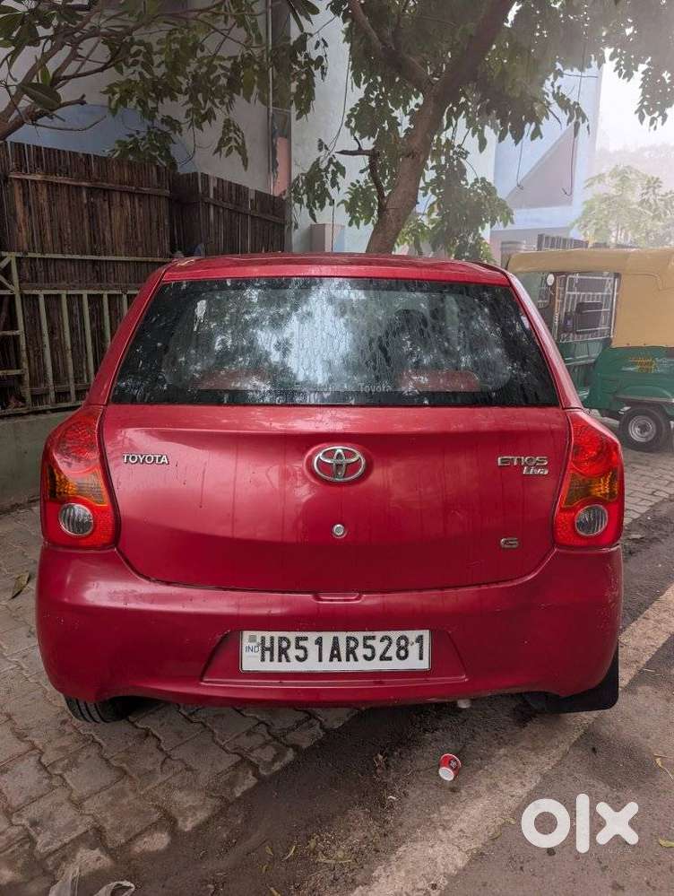 Toyota Etios Liva 2011-2012 G, 2012