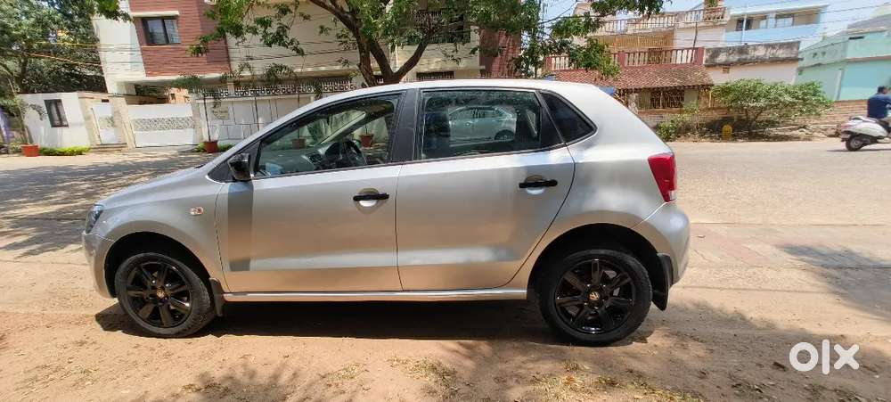 Volkswagen Polo 2014 Petrol 83000 Km Driven