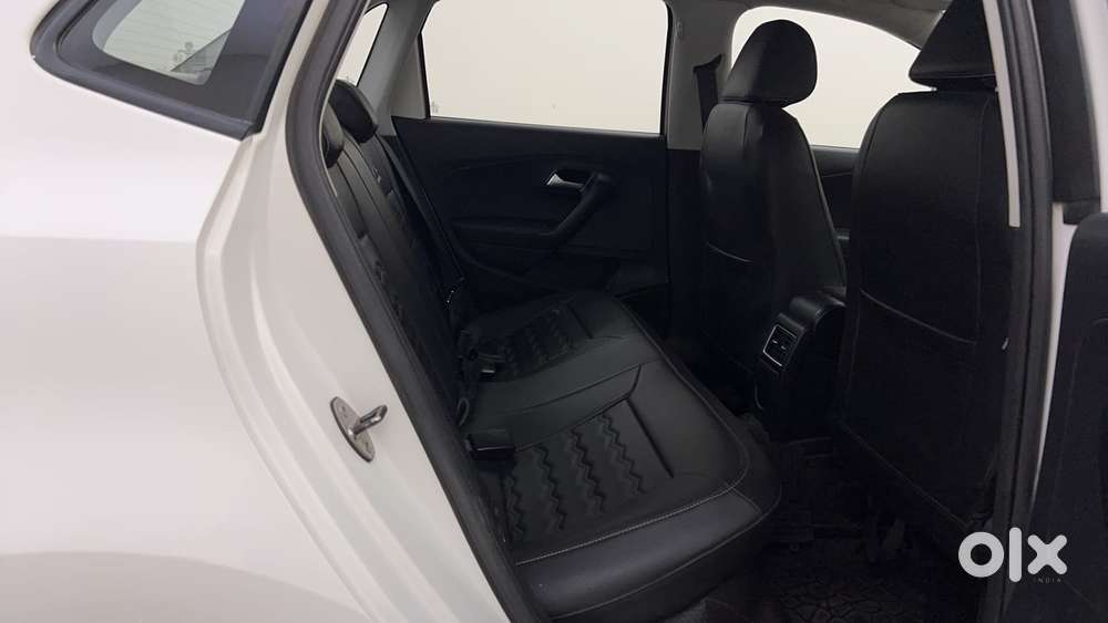 Volkswagen Ameo 1.5 Tdi Highline At 16 Alloy, 2019, Diesel