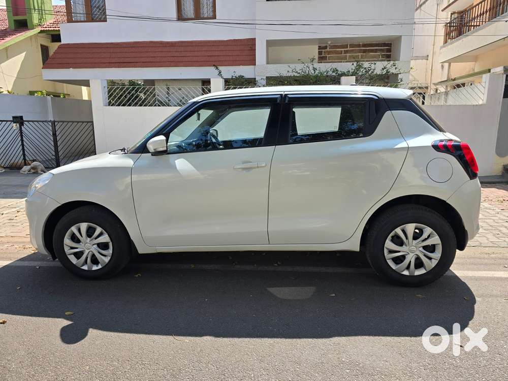 Maruti Suzuki Swift 2018 Amt Vxi, 2023, Petrol