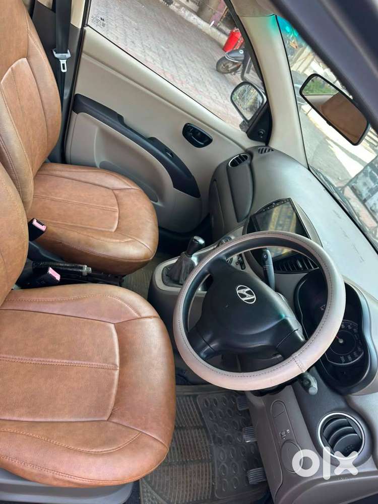 Hyundai I10 2011 Petrol 70800 Km Driven