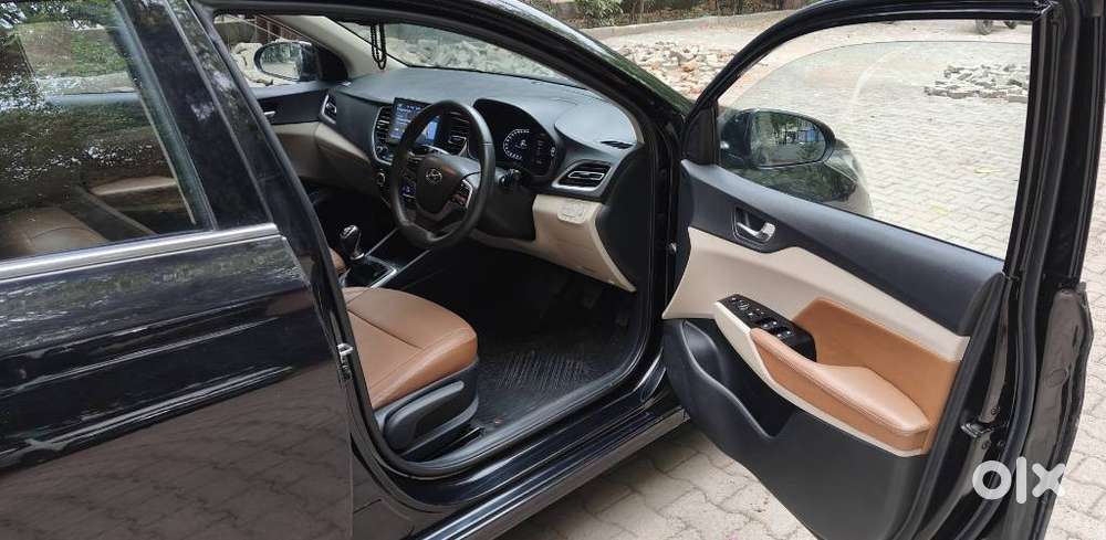 Hyundai Verna 1.5 Sx Petrol Mt, 2022, Petrol