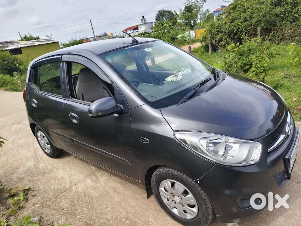 Hyundai I10 Sportz 2012 Petrol