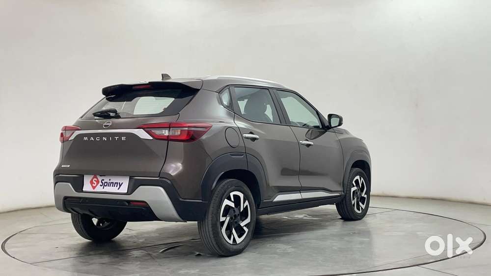 Nissan Magnite Xv Turbo, 2023, Petrol