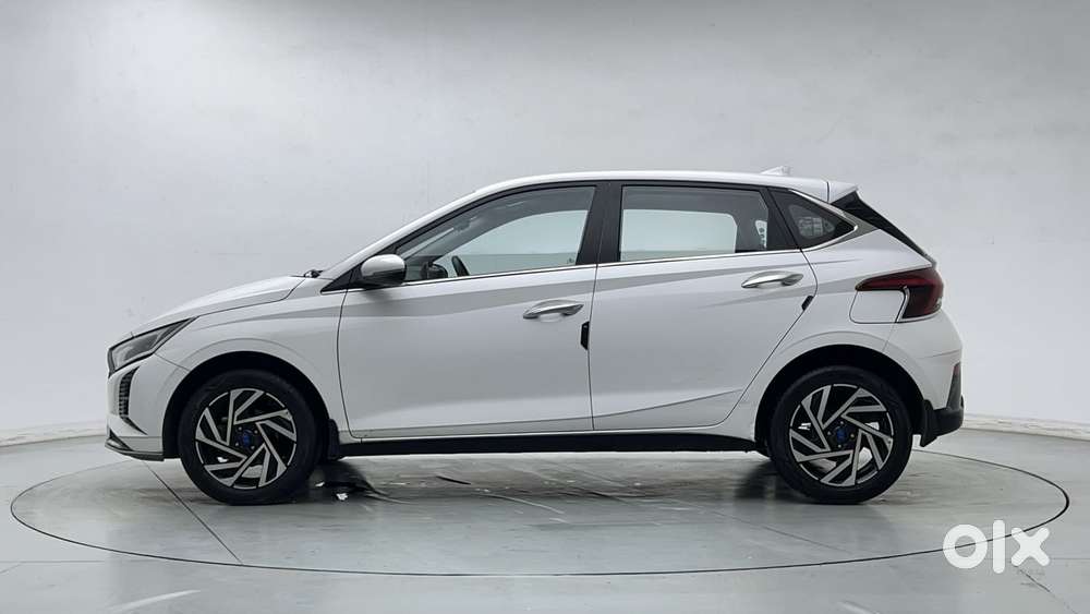 Hyundai New I20 1.2 Asta (o) Ivt, 2024, Petrol