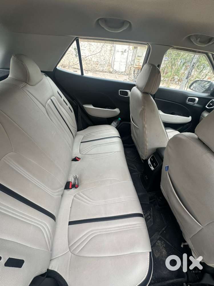 Hyundai Venue Petrol 2022