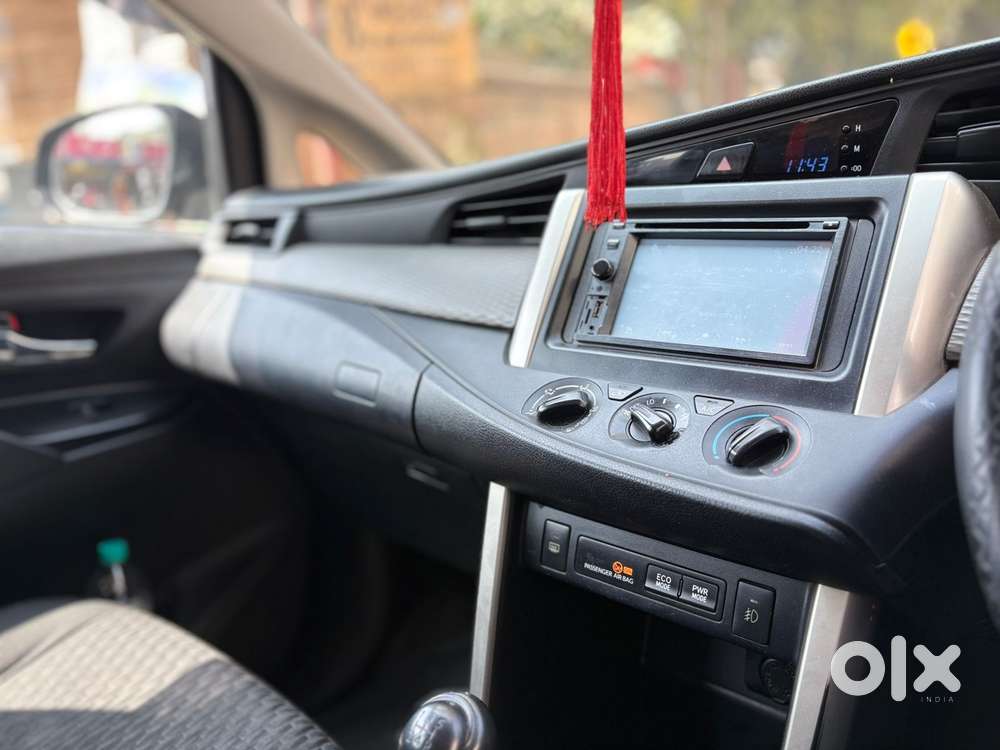 Toyota Innova Crysta 2.4 G Mt, 2016, Diesel