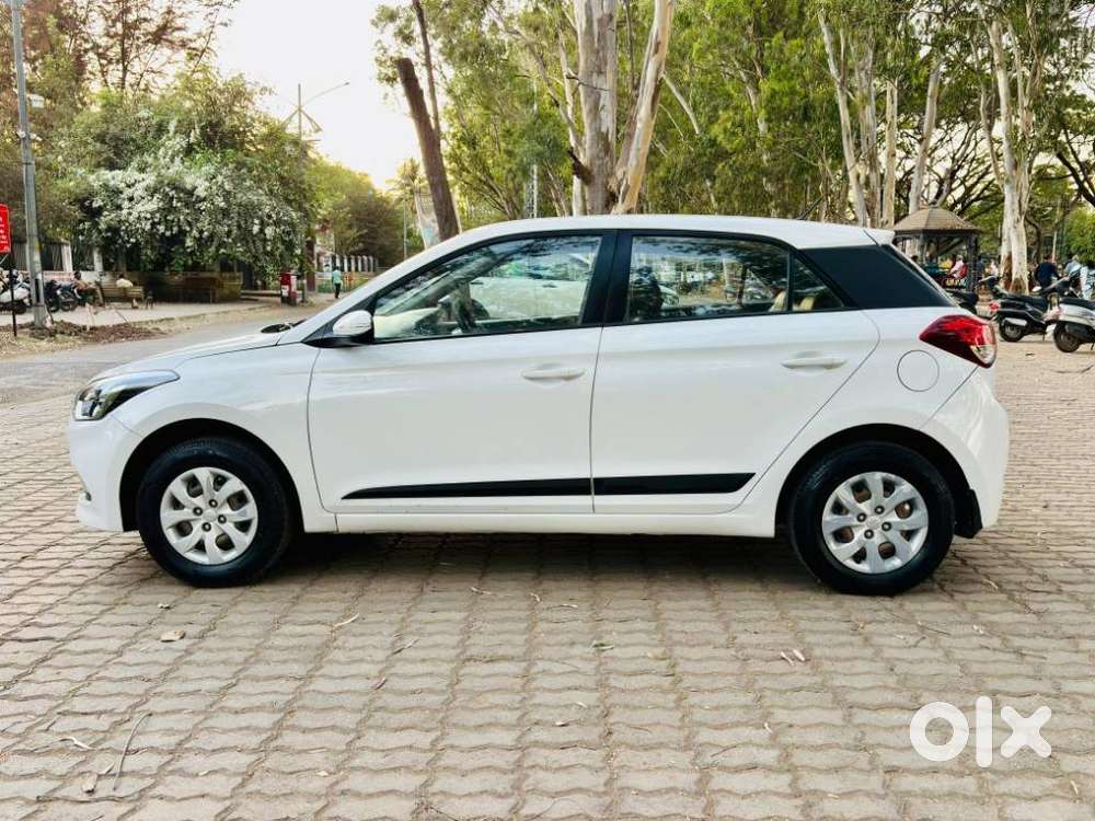 Hyundai New I20 1.2 Sportz Mt, 2015, Cng & Hybrids