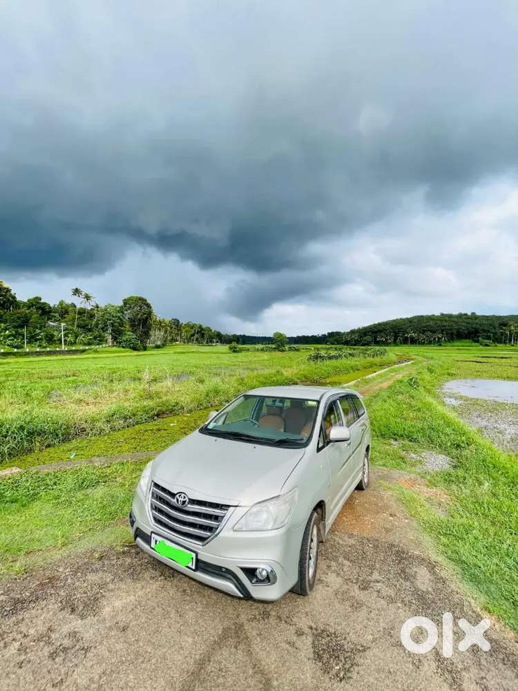 Toyota Innova 2013 Diesel Well Maintained