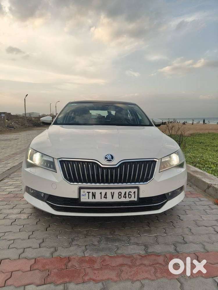 Skoda Superb L&k 1.8 Tsi At, 2020, Petrol