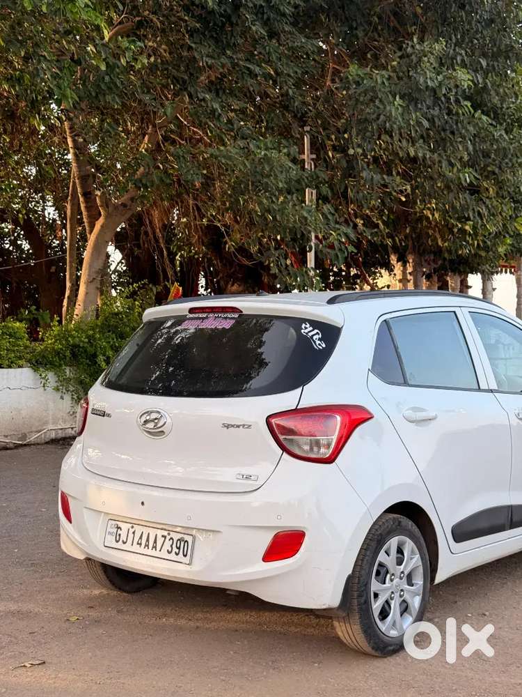 Hyundai I10 Sportz 2016 Year