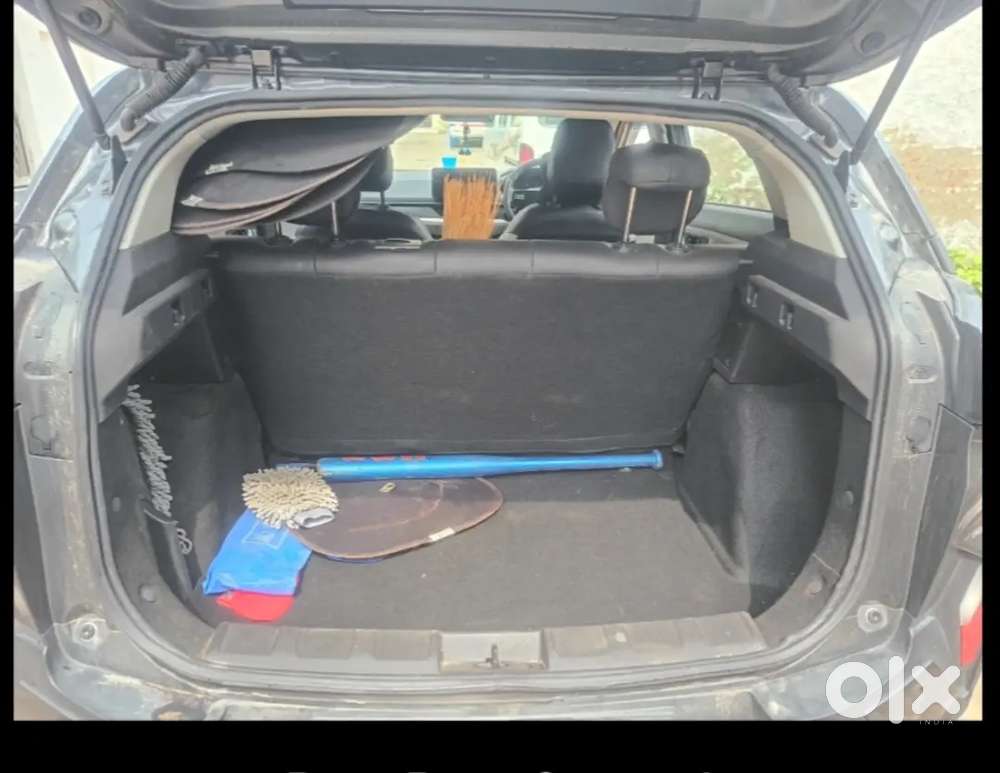 Tata Nexon Pure 2025