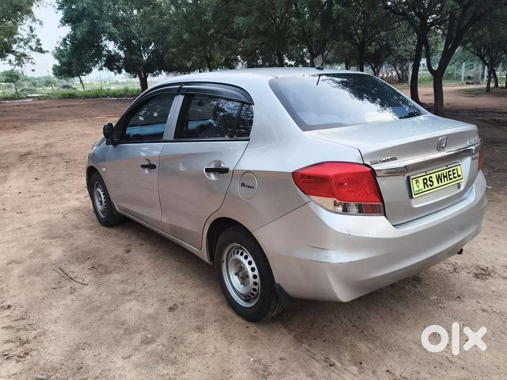 Honda Amaze V Petrol, 2015, Petrol