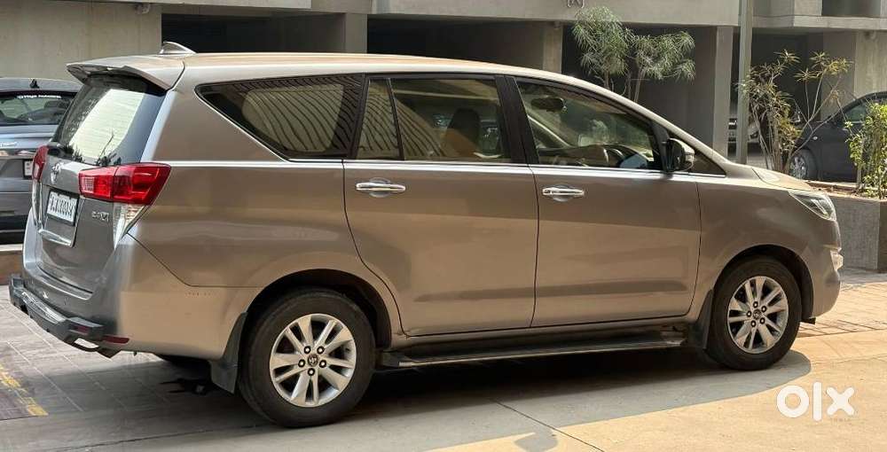 Toyota Innova Crysta
