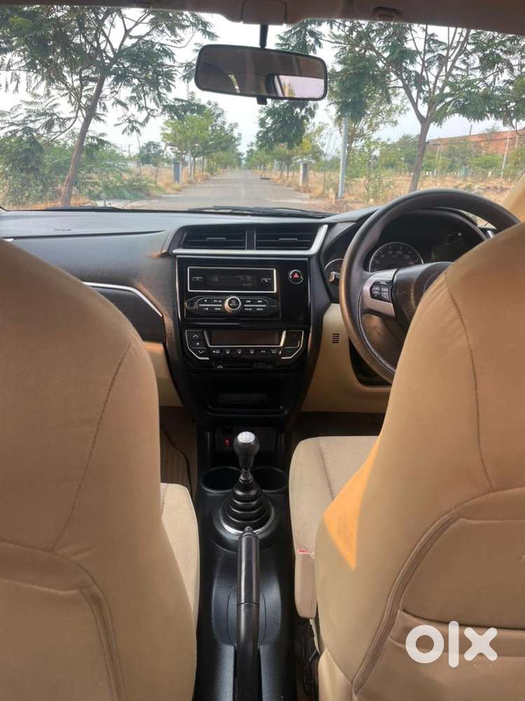 Honda Amaze 2nd Gen 2016 Diesel 105000 Km Driven