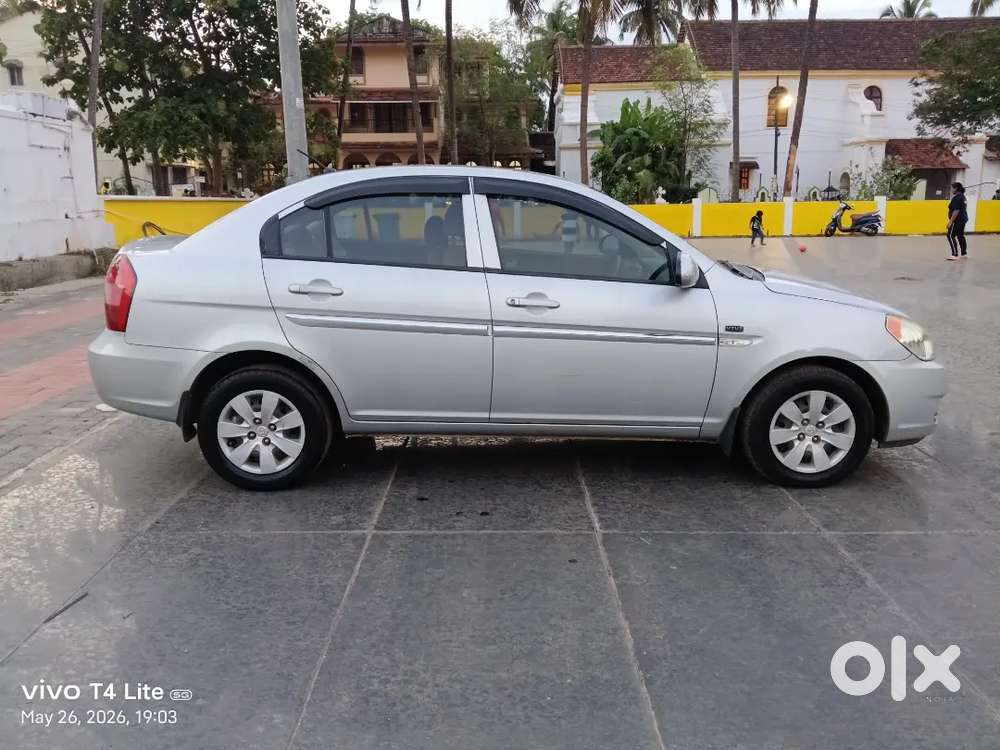 Hyundai Verna 2010 Petrol Well Maintained