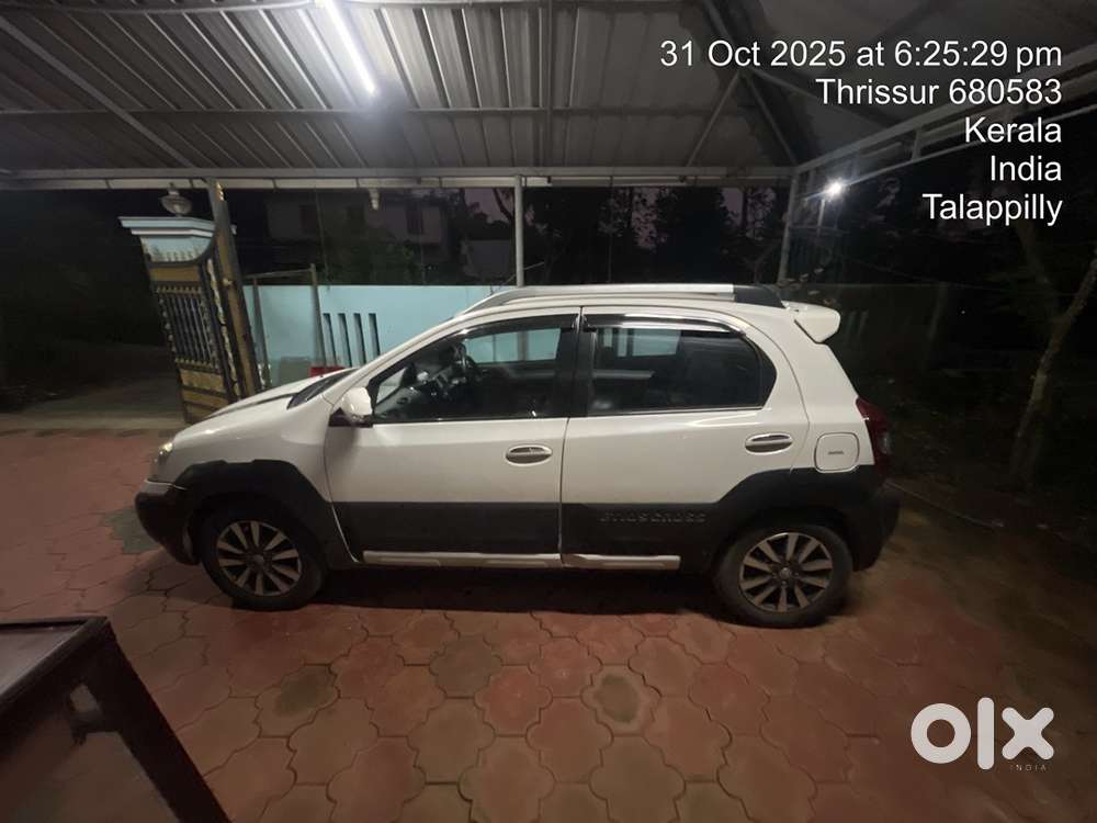 Toyota Etios Cross 2014