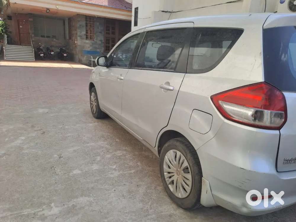 Maruti Suzuki Ertiga 2015 Petrol+cng Company Fitted Cng With Rc Book