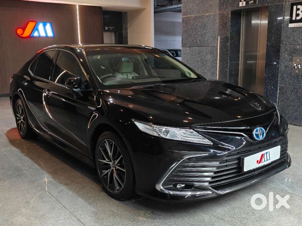 Toyota Camry Hybrid, 2024, Petrol