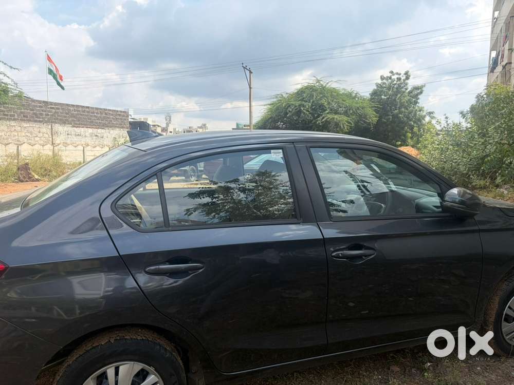 Honda Amaze 1.2 Petrol 2026