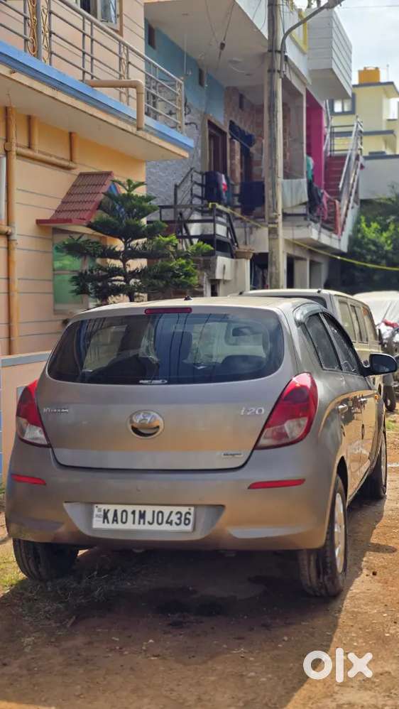 Hyundai I20 Magna Petrol 2012