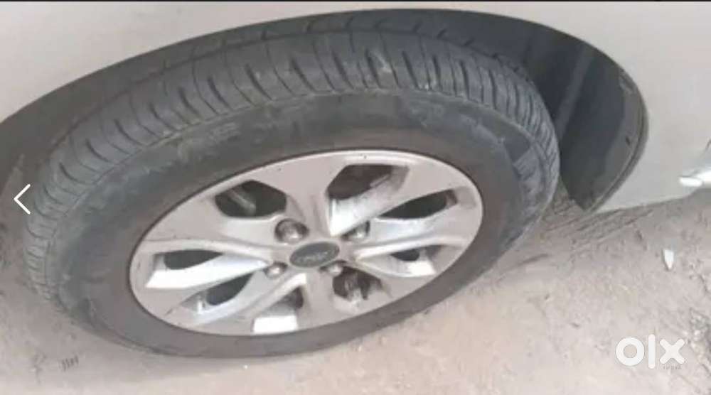 Ford Aspire Titanium Blu 2018