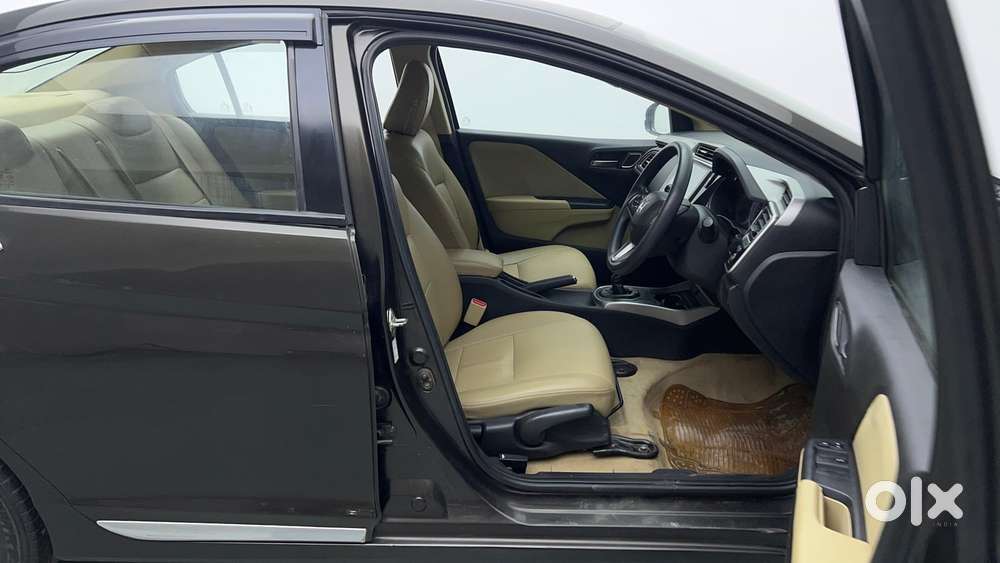 Honda City I-vtec V, 2018, Petrol